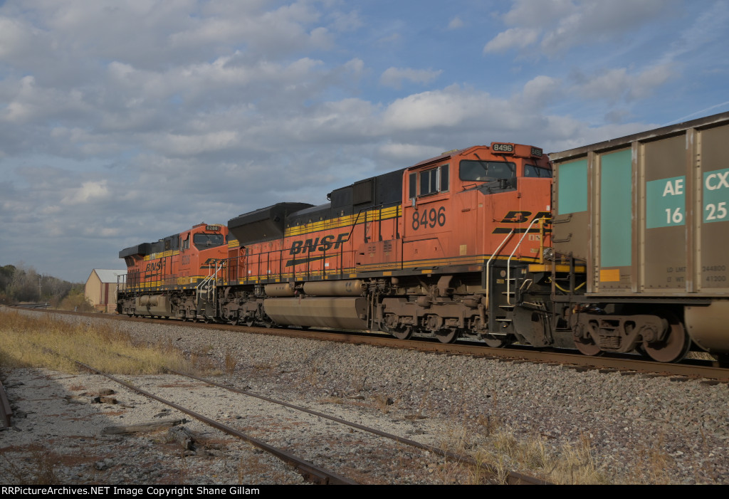 BNSF 8496